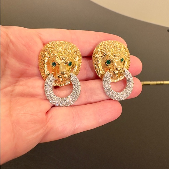 NWOT Authentic Vintage Retro Luxury Kenneth Jay Lane Lion Door Knocker Earrings - Picture 14 of 15